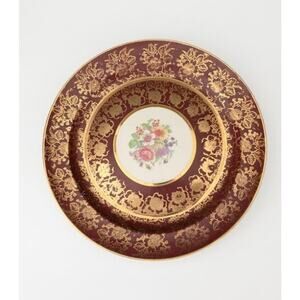 1946 Stetson China STTSTT11 Dinner Plate Maroon & 22kt Gold Filigree Made in USA